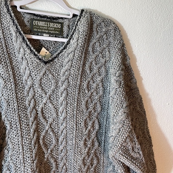 O’Farrell’s Designs Hand Knit 100% Wool Cable Sweater Gray Large Warm Vintage - Picture 3 of 16